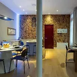 Apartament Materia Loft Design In Palazzo Nobiliare Al Duomo Padwa